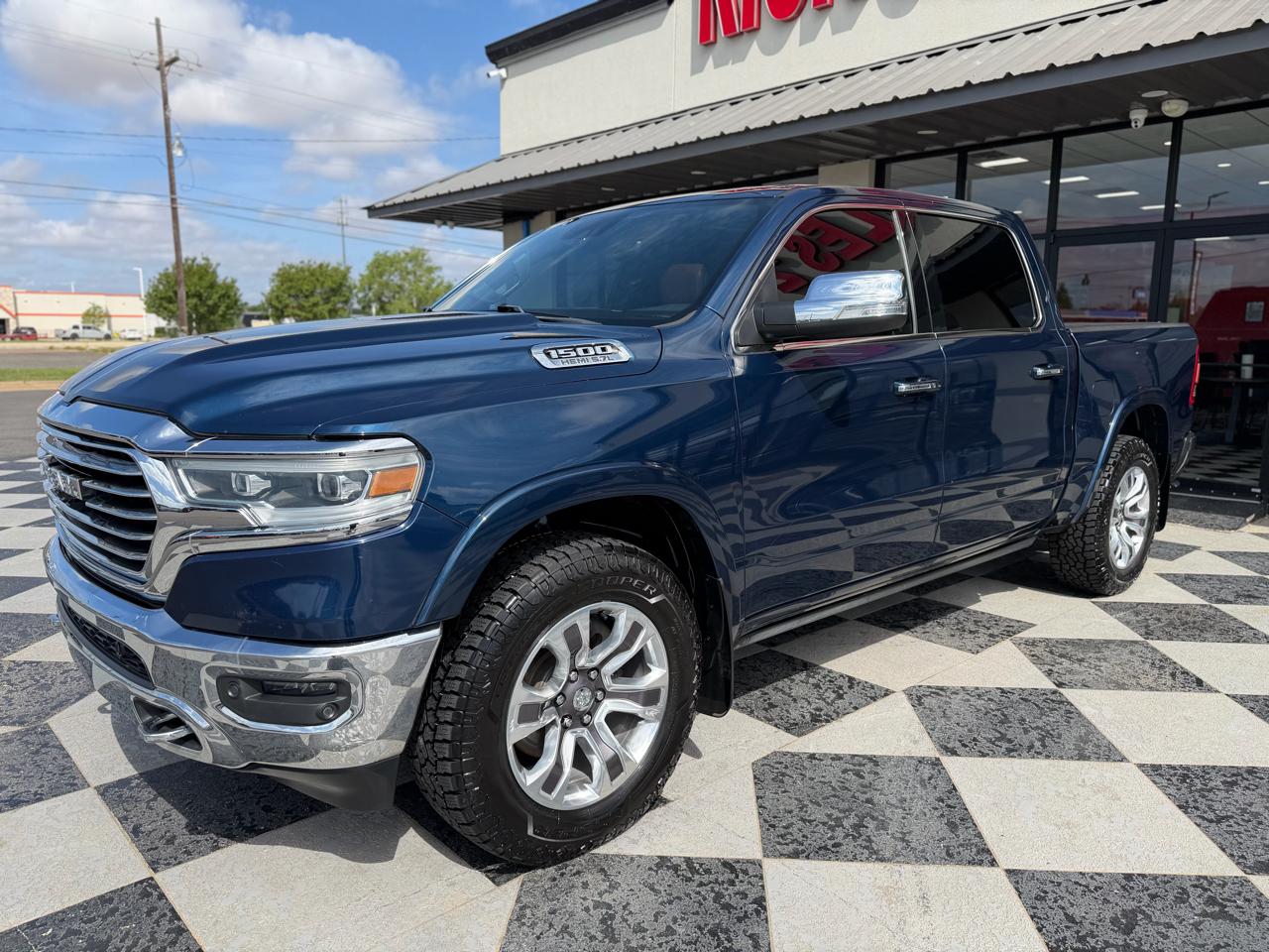 RAM 1500 Laramie Longhorn Crew Cab 4WD 2019