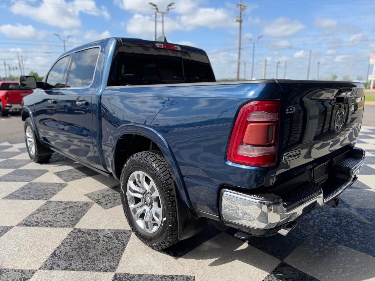 RAM 1500 Laramie Longhorn Crew Cab 4WD 2019