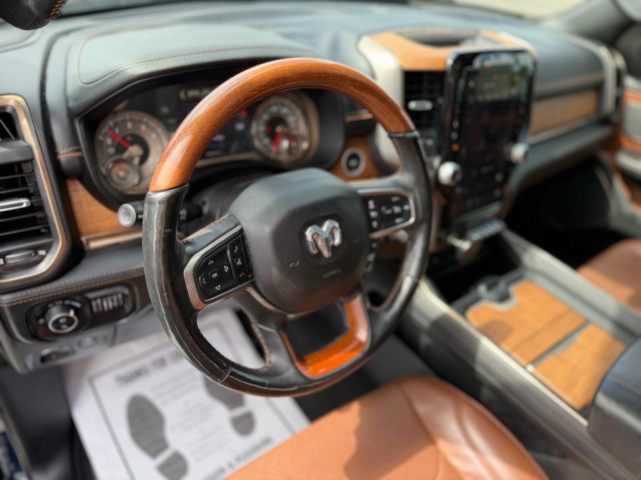 RAM 1500 Laramie Longhorn Crew Cab 4WD 2019