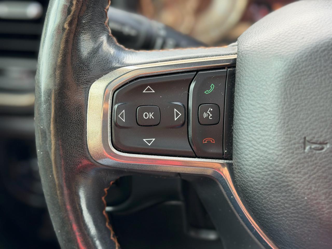 RAM 1500 Laramie Longhorn Crew Cab 4WD 2019