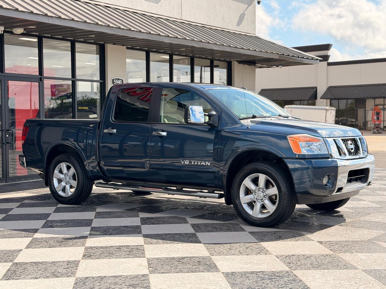 Nissan Titan SL Crew Cab 2WD 2015