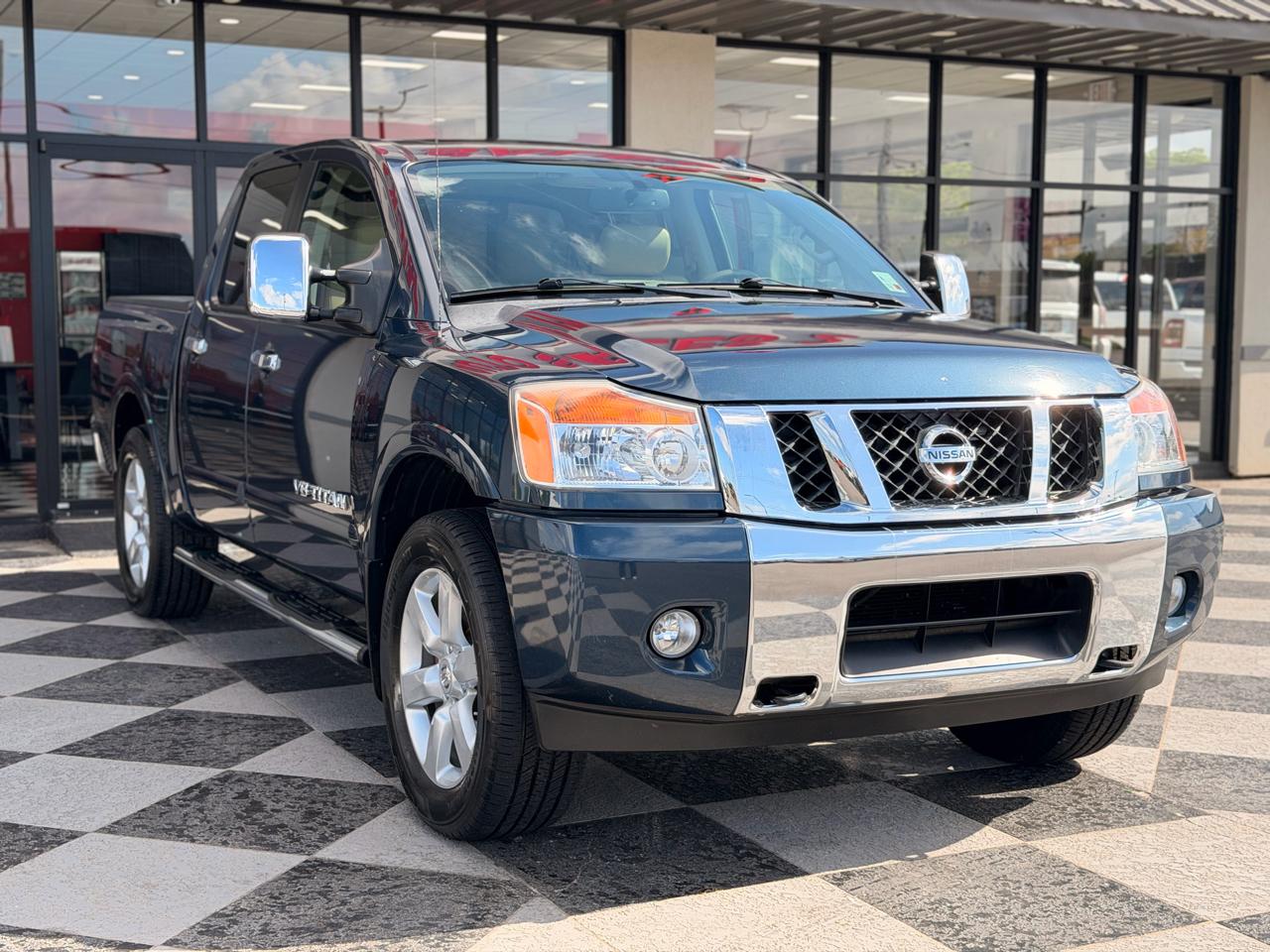 Nissan Titan SL Crew Cab 2WD 2015