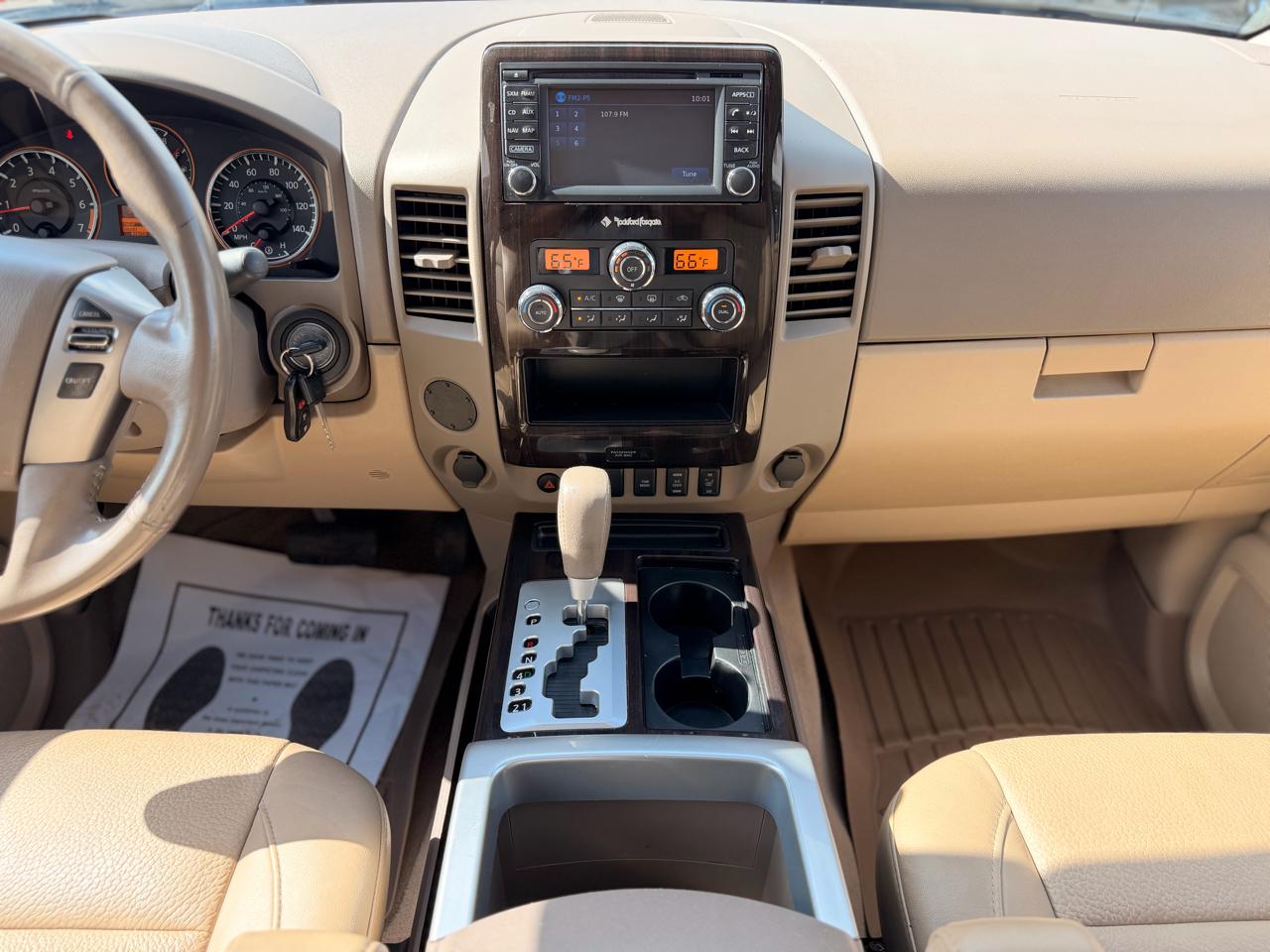 Nissan Titan SL Crew Cab 2WD 2015