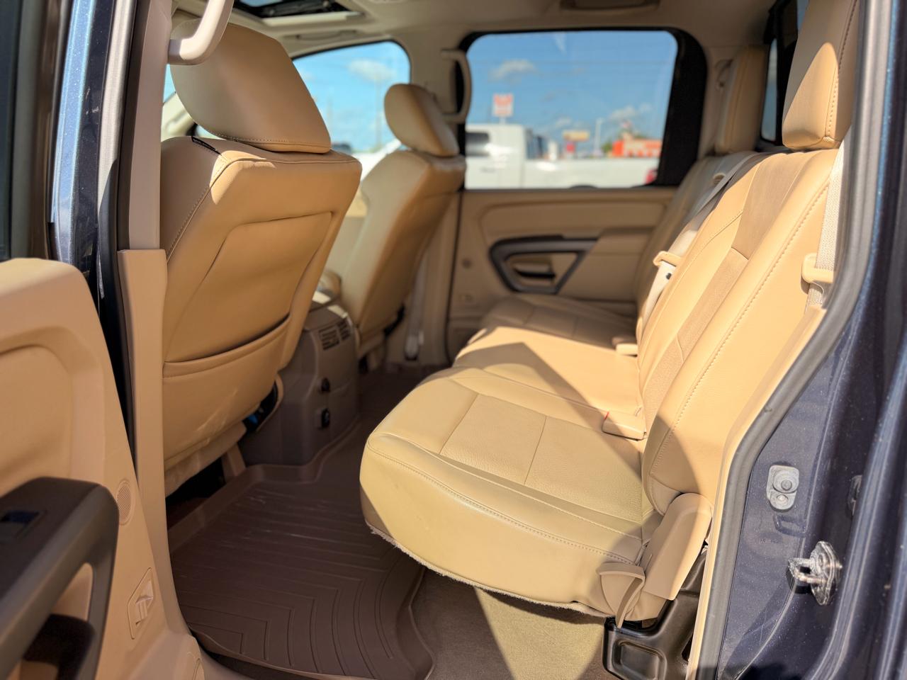 Nissan Titan SL Crew Cab 2WD 2015