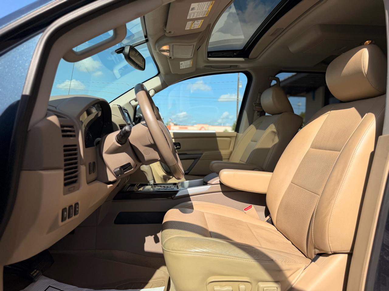 Nissan Titan SL Crew Cab 2WD 2015