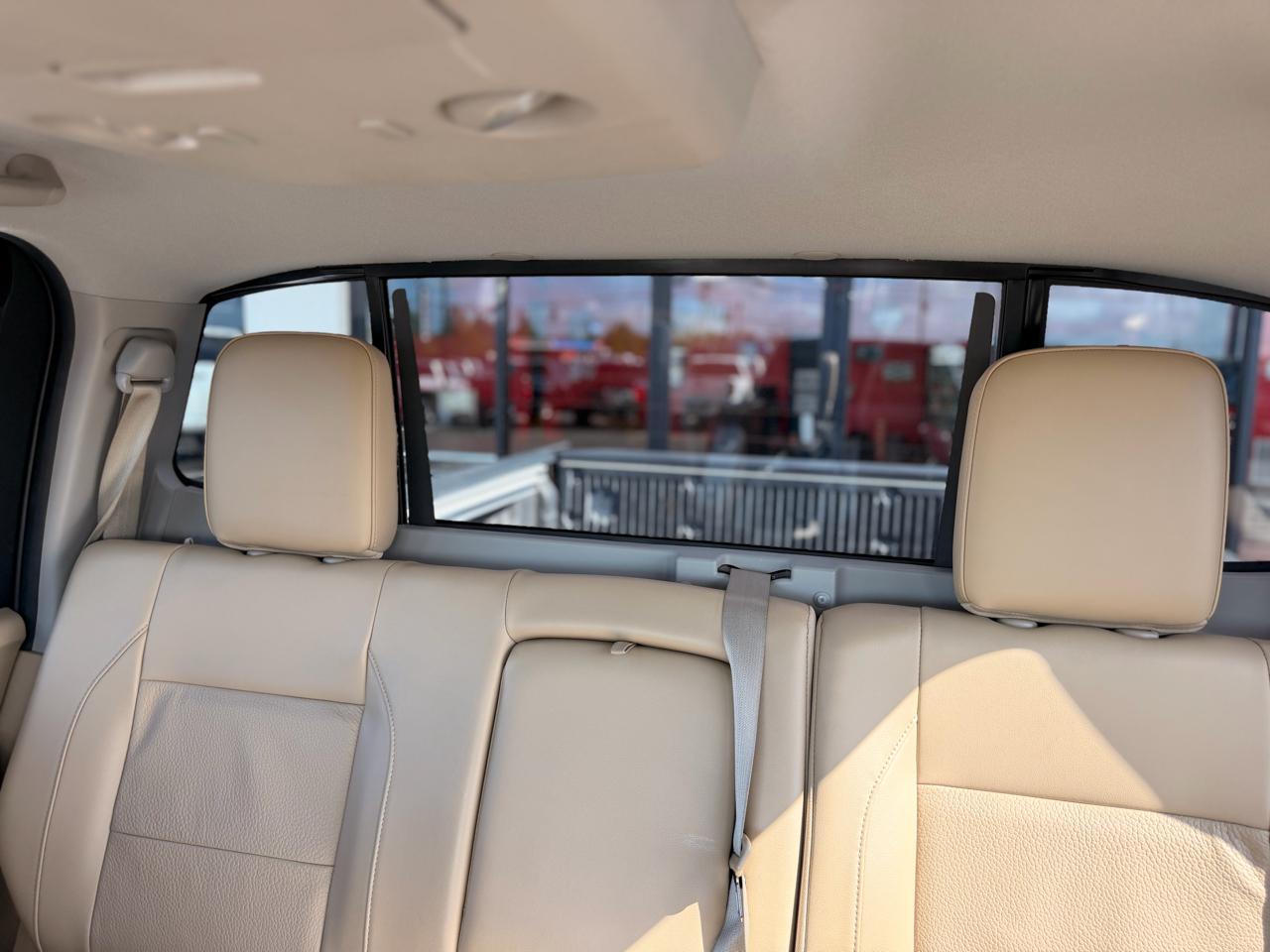 Nissan Titan SL Crew Cab 2WD 2015