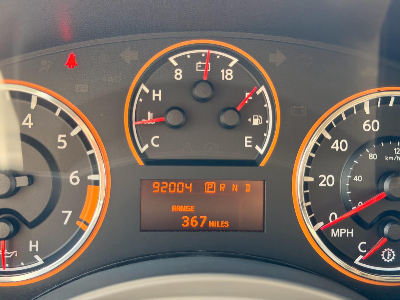 Nissan Titan SL Crew Cab 2WD 2015