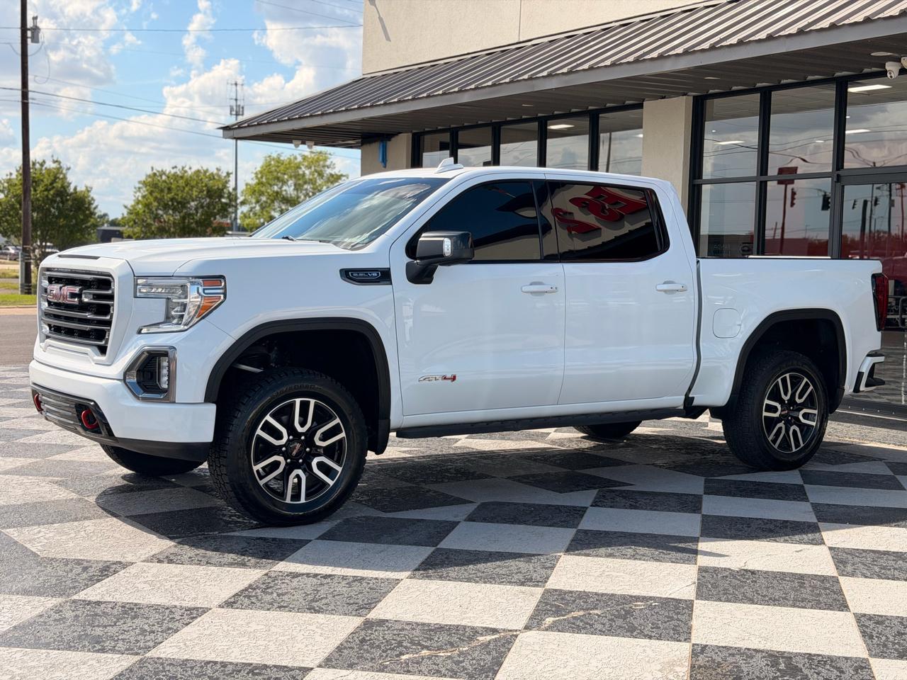 GMC Sierra 1500 AT4 Crew Cab Short Box 4WD 2021