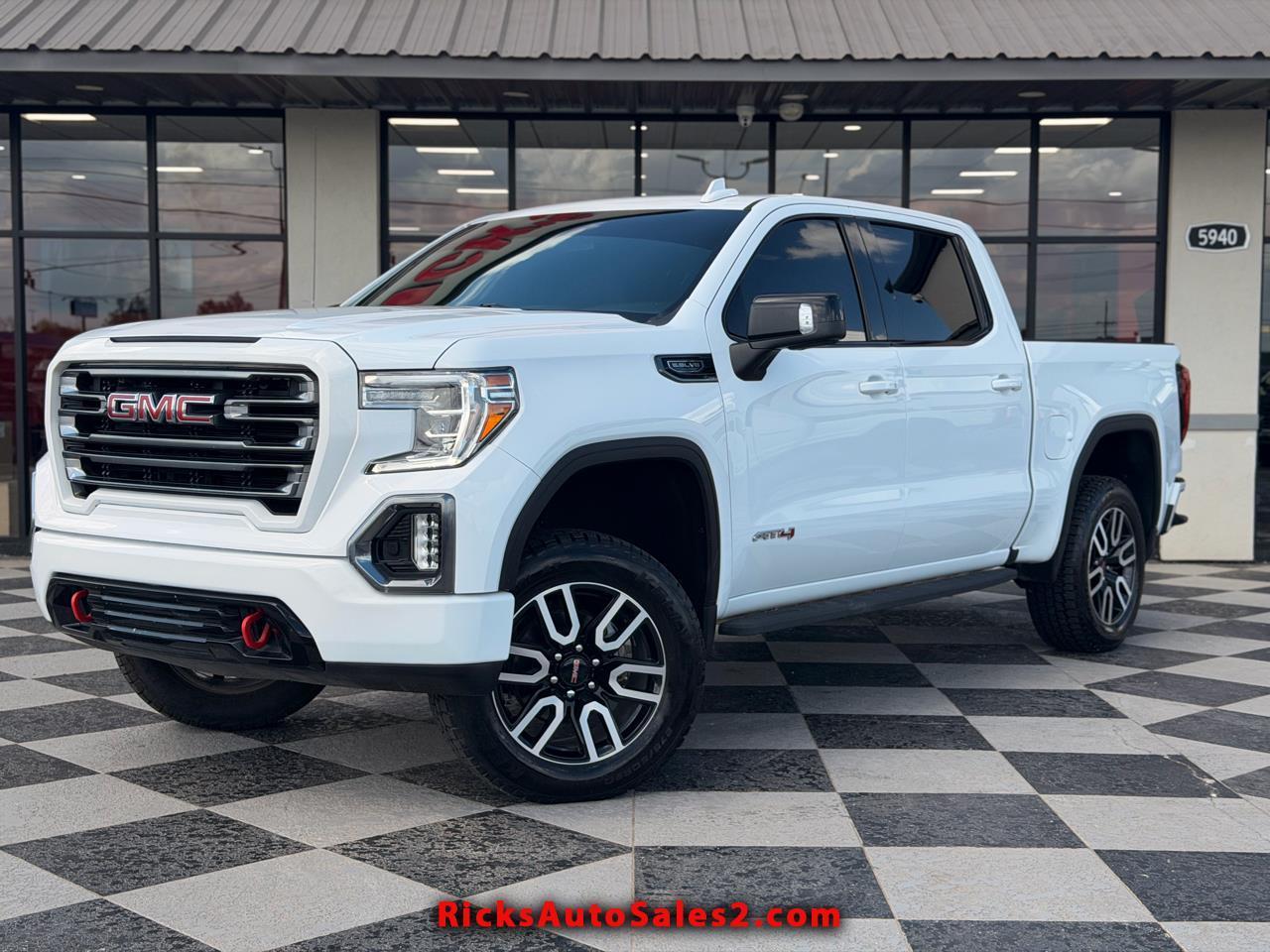 GMC Sierra 1500 AT4 Crew Cab Short Box 4WD 2021