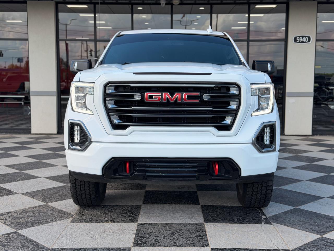 GMC Sierra 1500 AT4 Crew Cab Short Box 4WD 2021