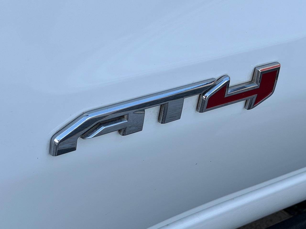 GMC Sierra 1500 AT4 Crew Cab Short Box 4WD 2021