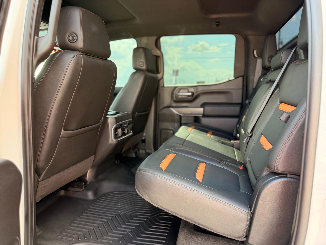 GMC Sierra 1500 AT4 Crew Cab Short Box 4WD 2021