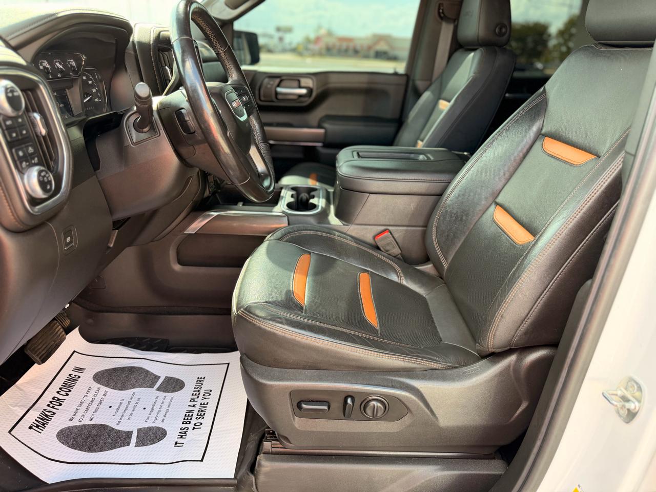 GMC Sierra 1500 AT4 Crew Cab Short Box 4WD 2021