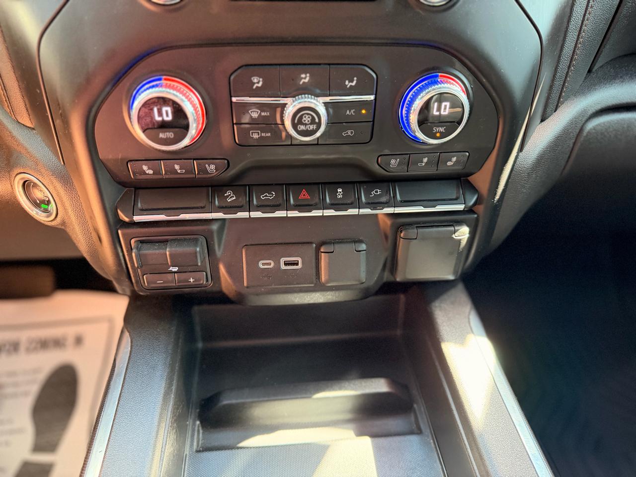 GMC Sierra 1500 AT4 Crew Cab Short Box 4WD 2021