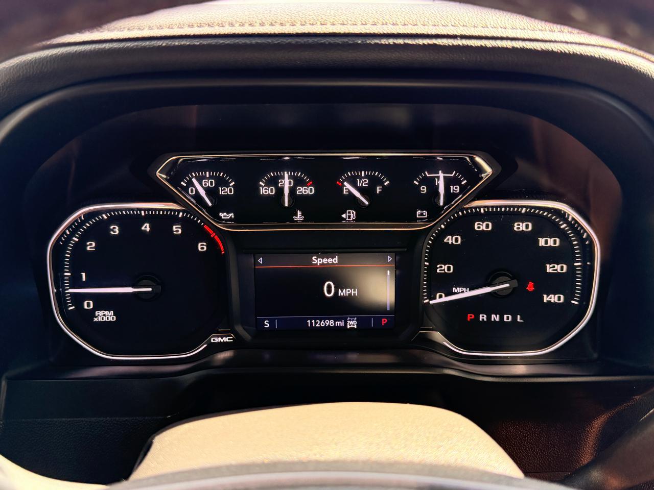 GMC Sierra 1500 AT4 Crew Cab Short Box 4WD 2021