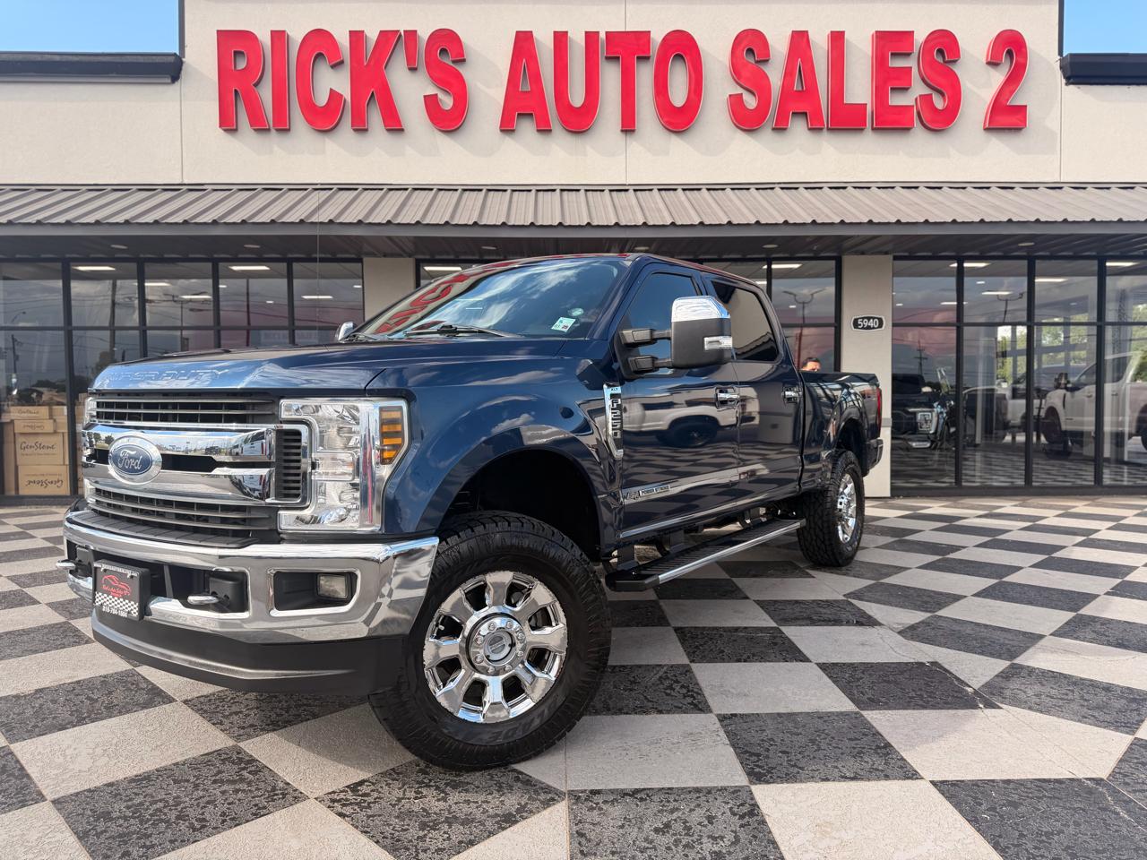 Ford F-250 SD XLT Crew Cab 4WD 2018