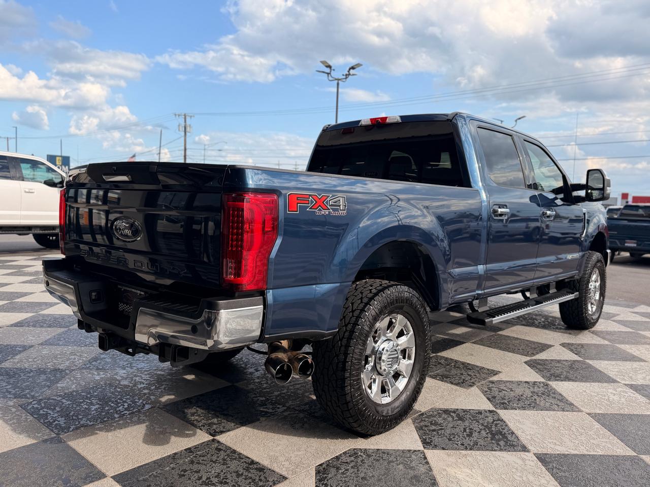 Ford F-250 SD XLT Crew Cab 4WD 2018