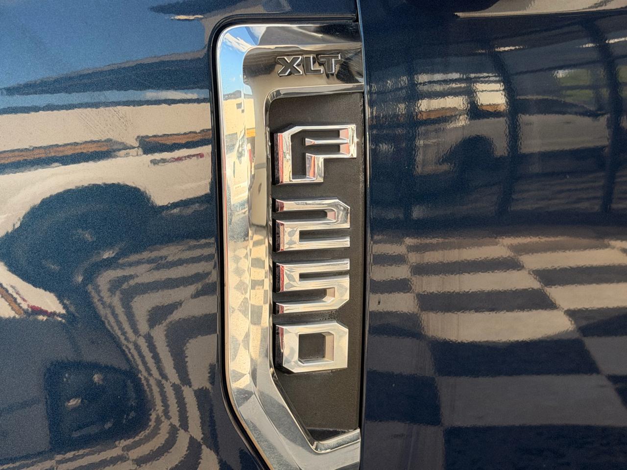 Ford F-250 SD XLT Crew Cab 4WD 2018