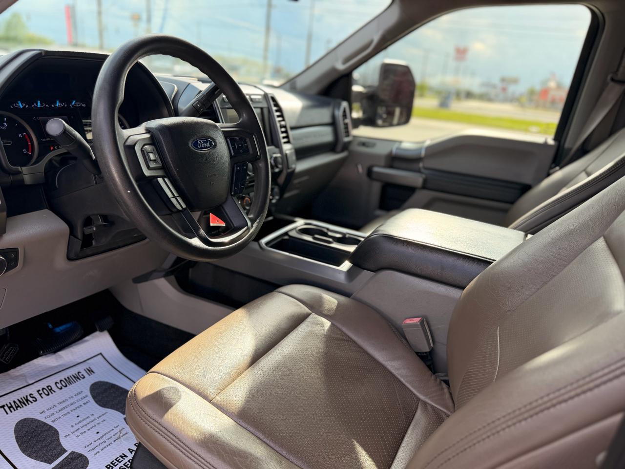 Ford F-250 SD XLT Crew Cab 4WD 2018