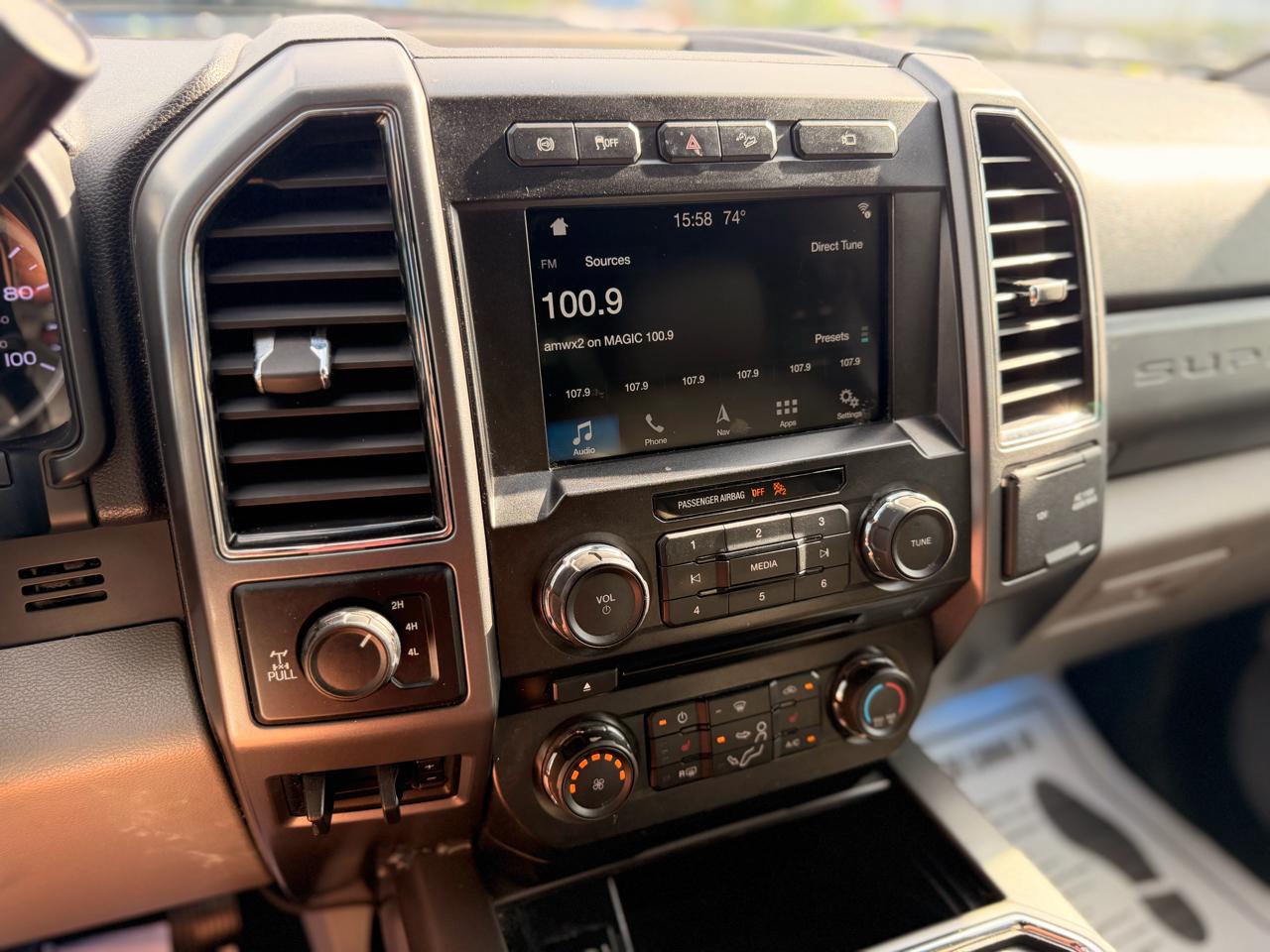 Ford F-250 SD XLT Crew Cab 4WD 2018