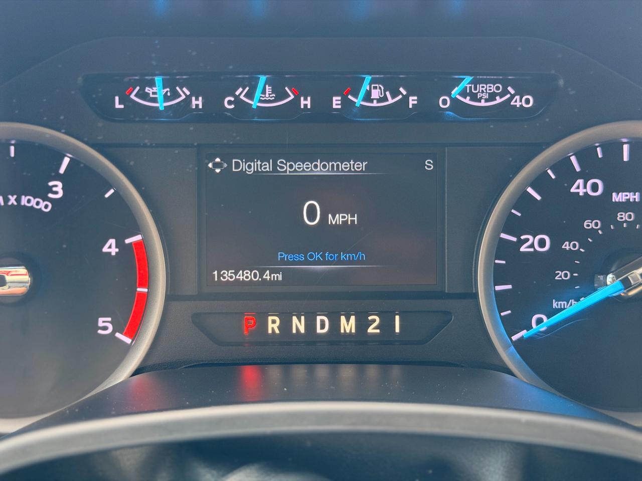 Ford F-250 SD XLT Crew Cab 4WD 2018