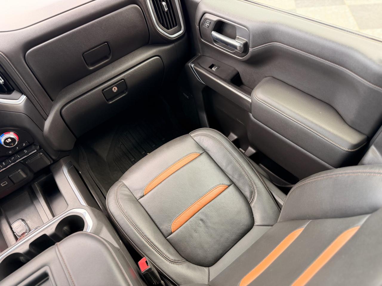 GMC Sierra 1500 AT4 Crew Cab 4WD SWB 2019