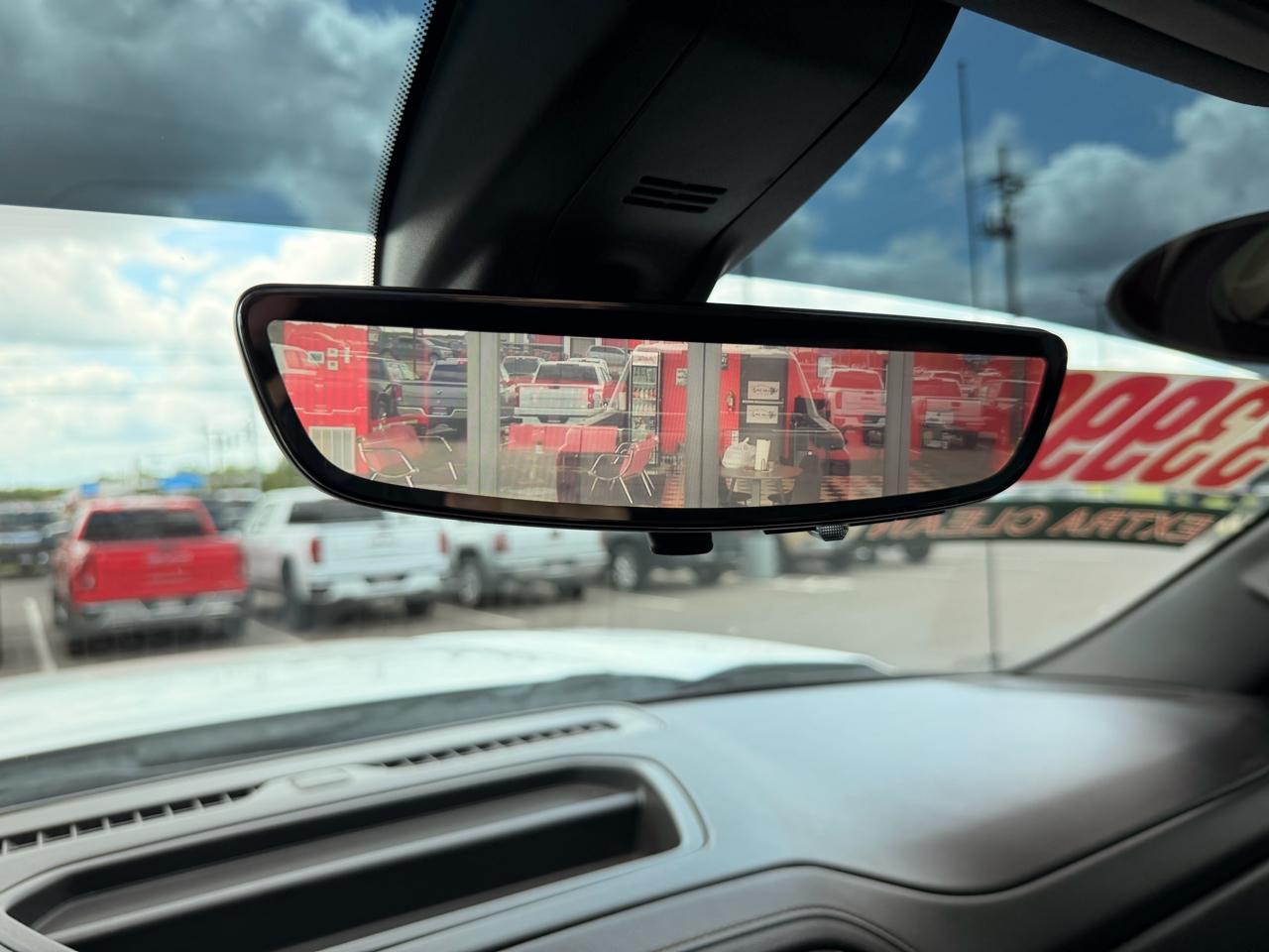 GMC Sierra 1500 AT4 Crew Cab 4WD SWB 2019