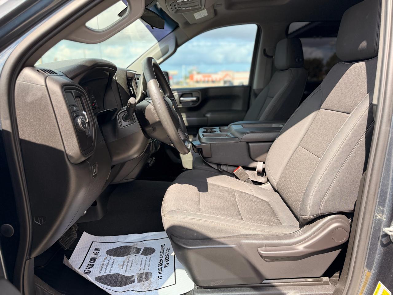 Chevrolet Silverado 1500 Custom Crew Cab 2WD 2019