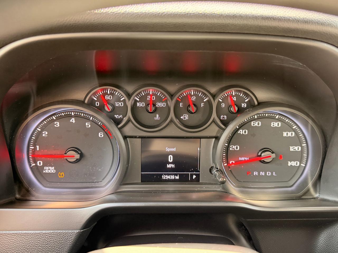 Chevrolet Silverado 1500 Custom Crew Cab 2WD 2019