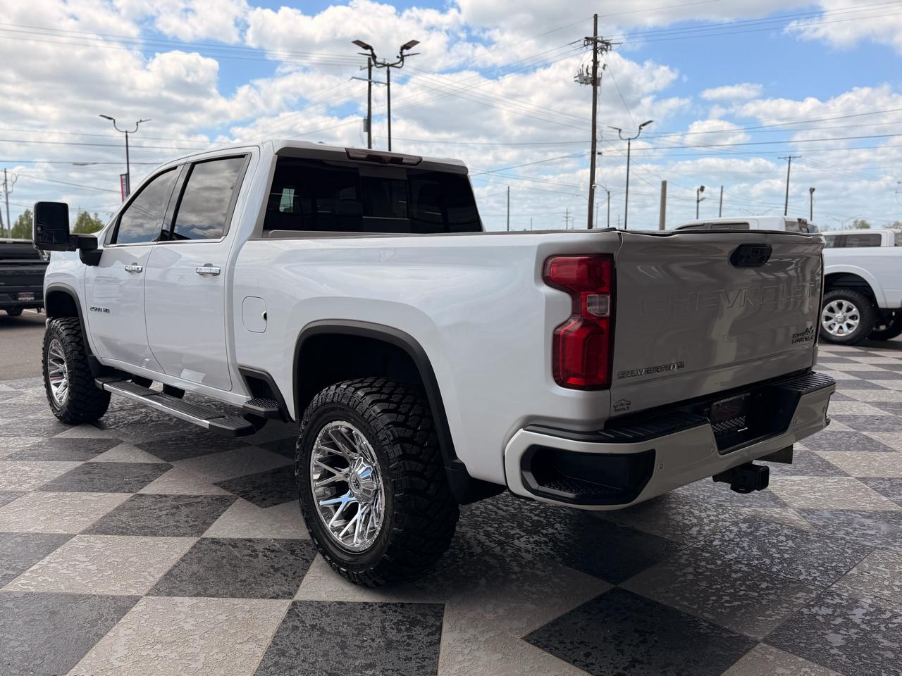 Chevrolet Silverado 2500HD High Country Crew Cab Short Box 4WD 2022