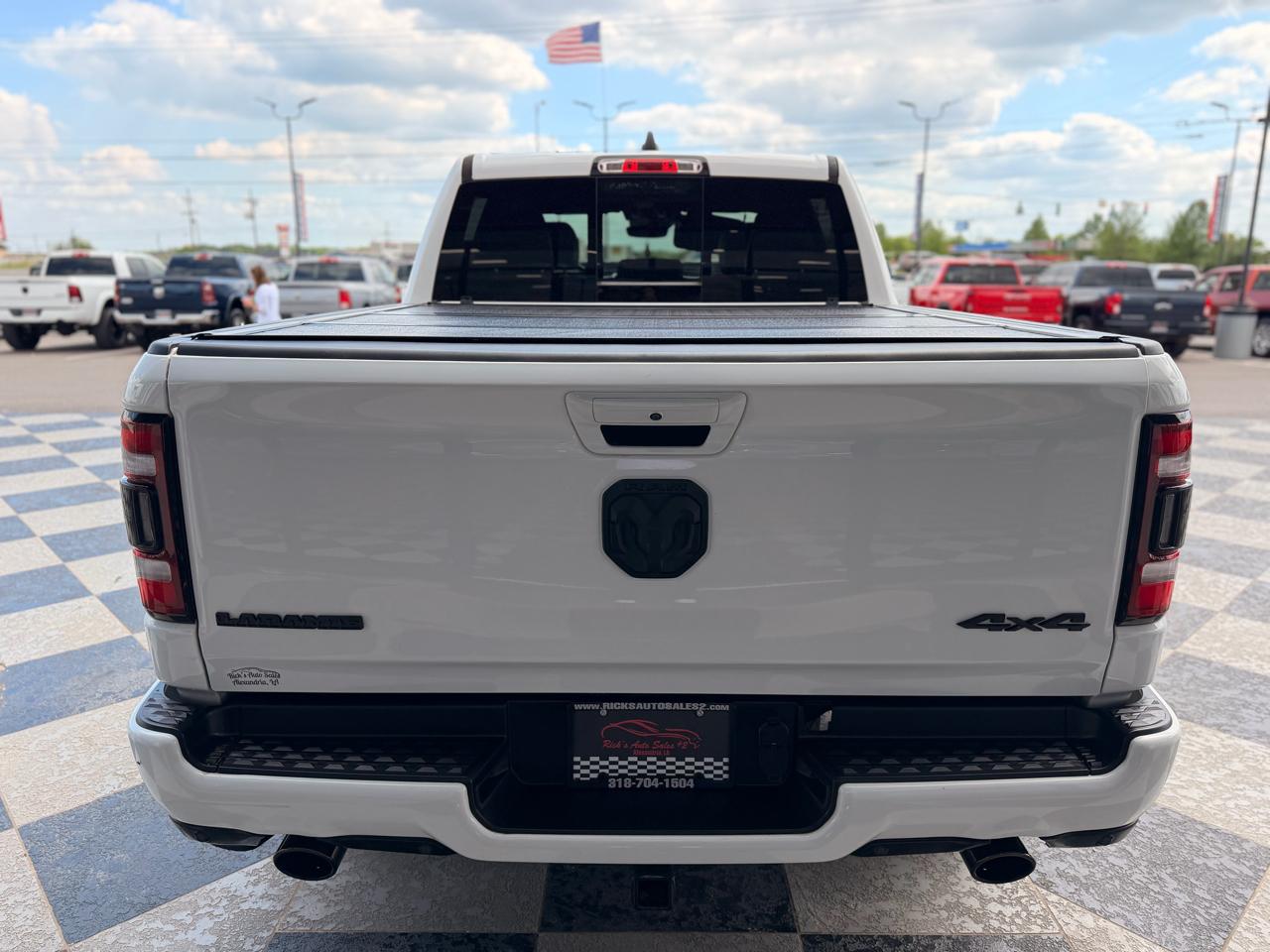 RAM 1500 Laramie Crew Cab SWB 4WD 2022