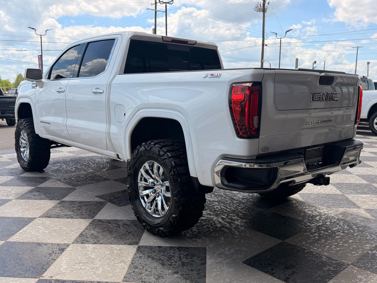 GMC Sierra 1500 SLT Crew Cab Short Bed 4WD 2021