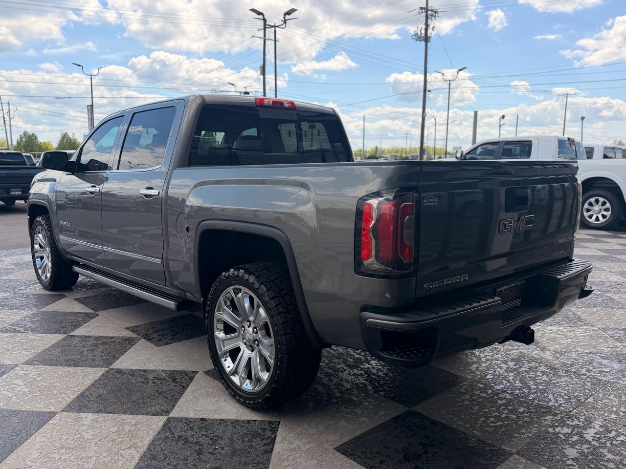 GMC Sierra 1500 Denali Crew Cab 4WD 2018