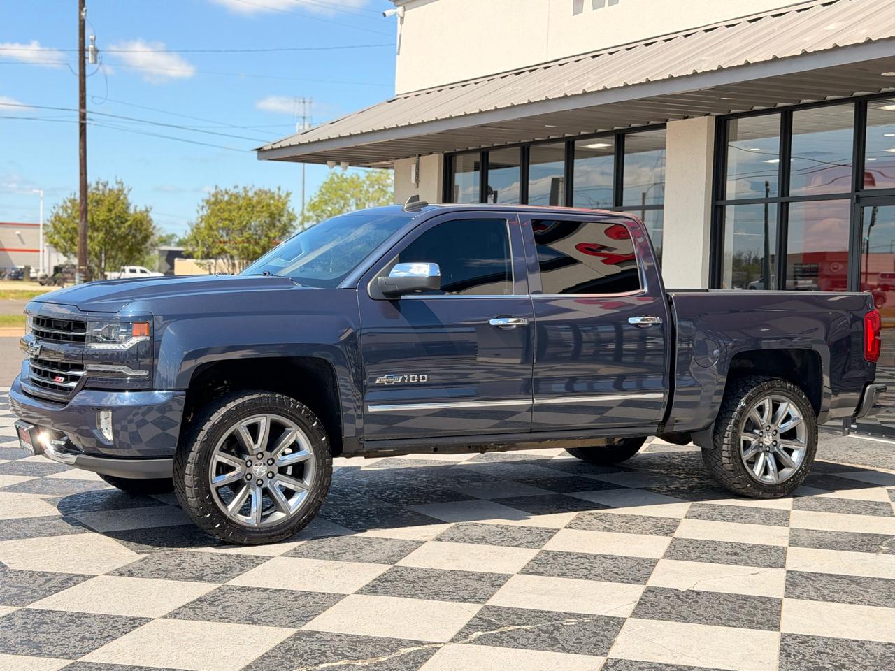 Chevrolet Silverado 1500 LTZ Crew Cab 4WD 2018