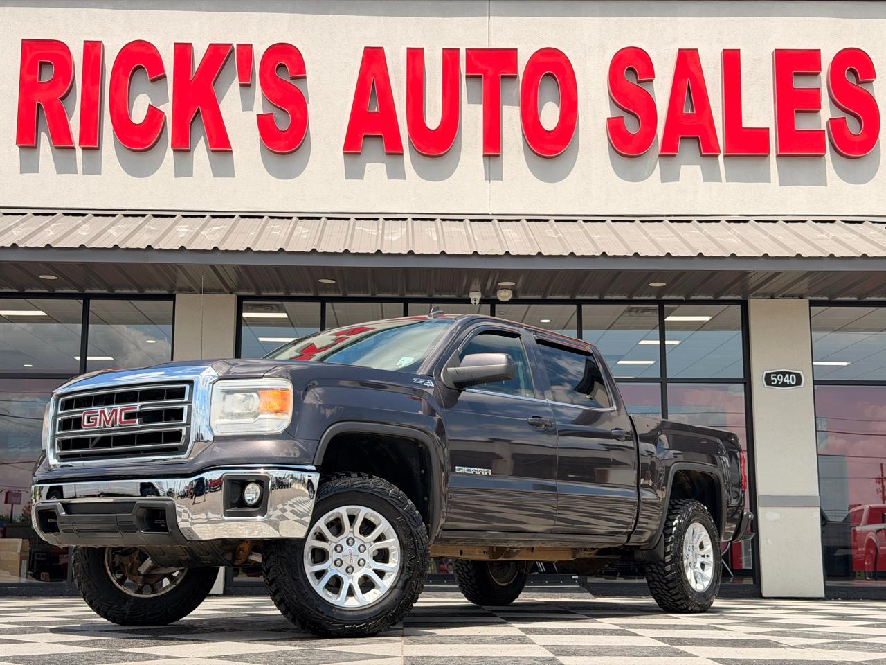 GMC Sierra 1500 SLE Crew Cab  Short Box 4WD 2014