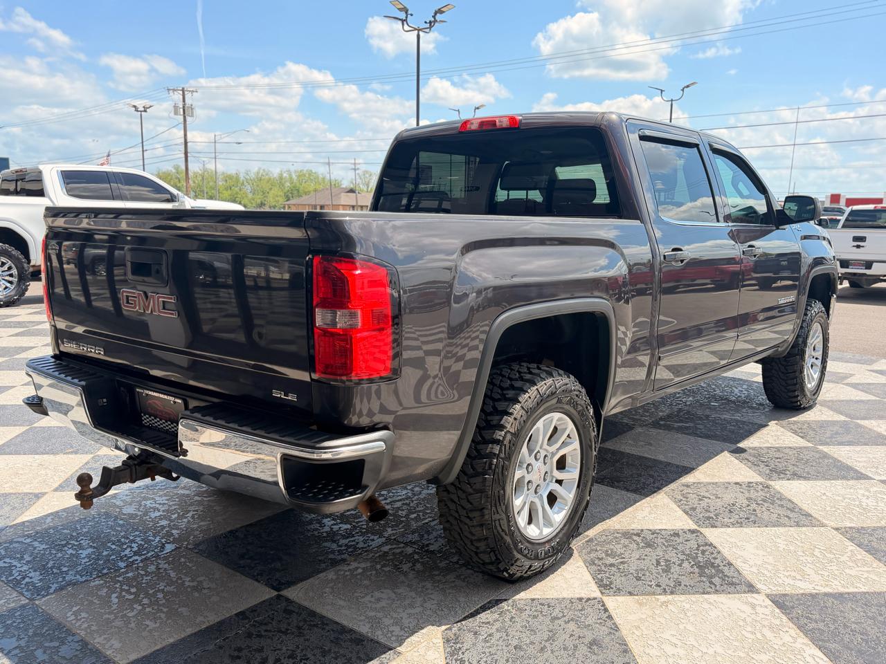 GMC Sierra 1500 SLE Crew Cab  Short Box 4WD 2014