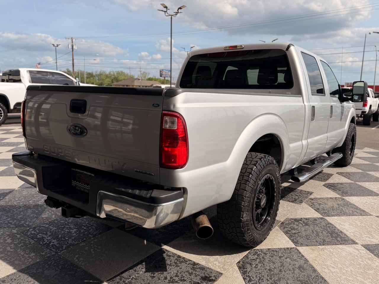 Ford F-250 SD XLT Crew Cab 2WD 2014