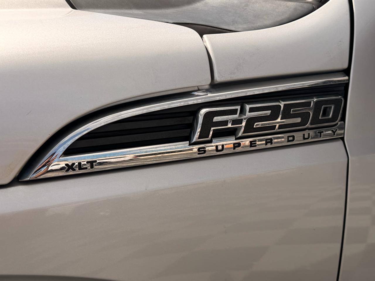 Ford F-250 SD XLT Crew Cab 2WD 2014