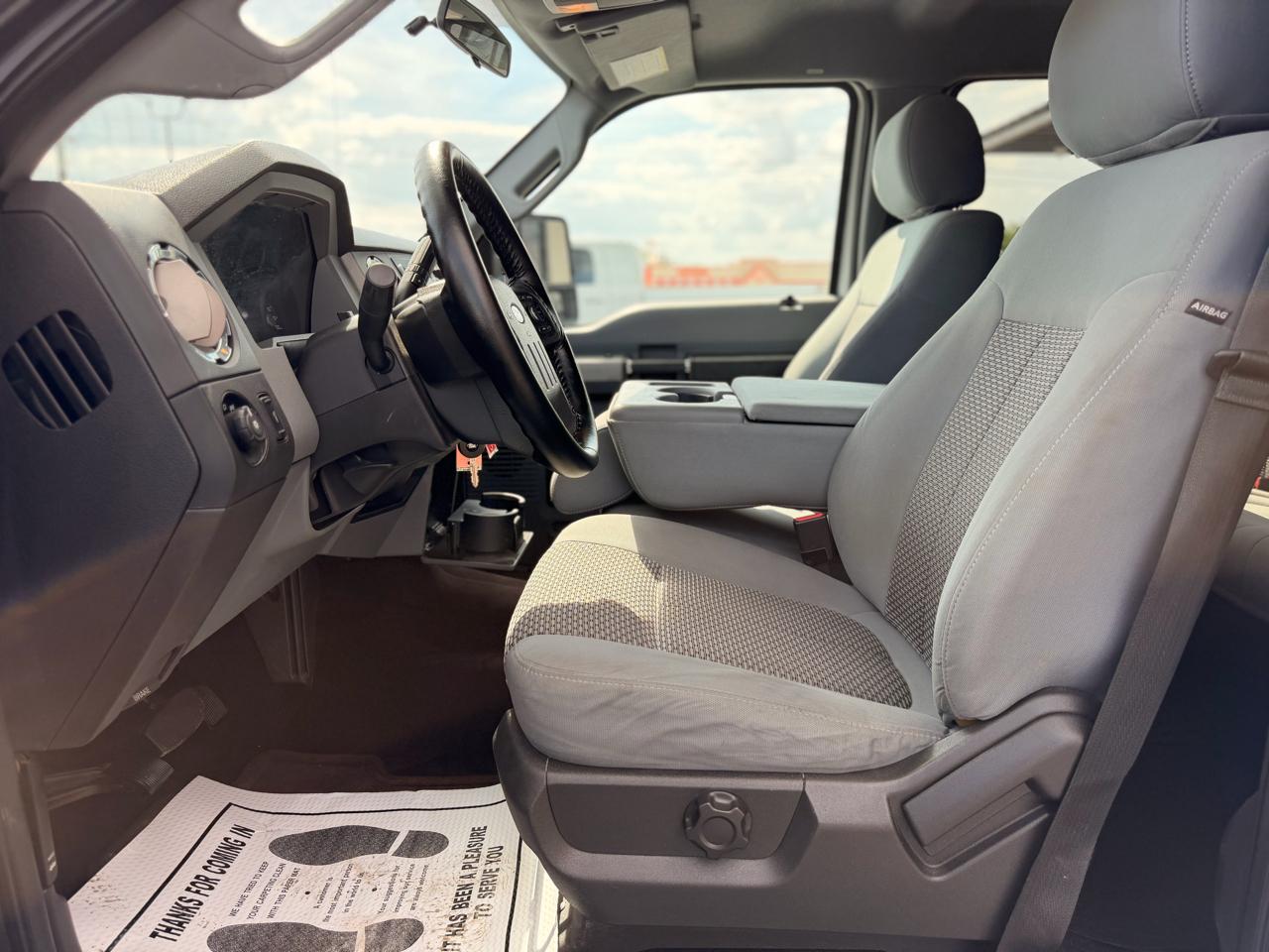 Ford F-250 SD XLT Crew Cab 2WD 2014