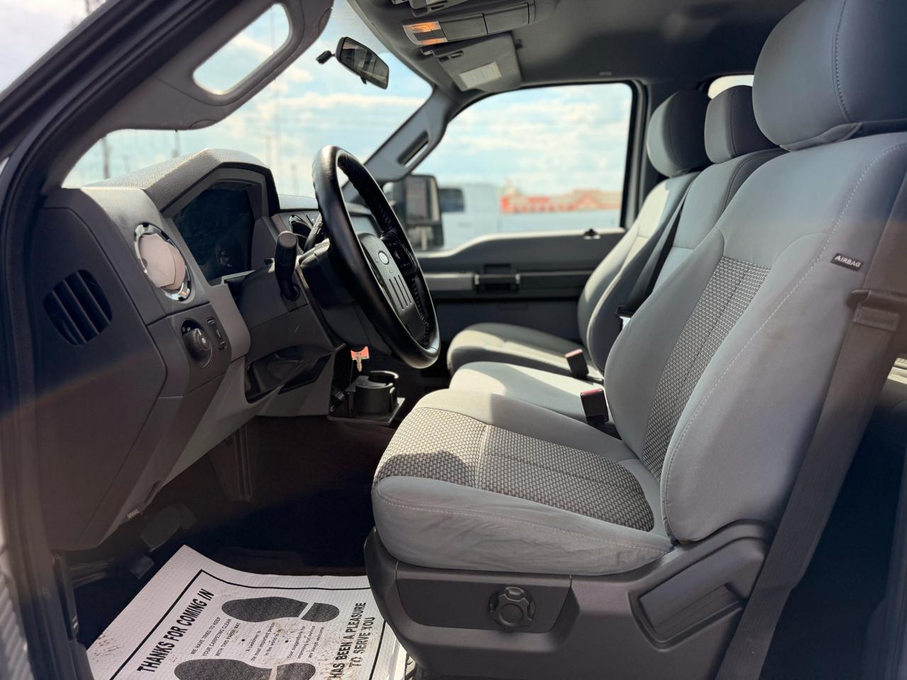 Ford F-250 SD XLT Crew Cab 2WD 2014