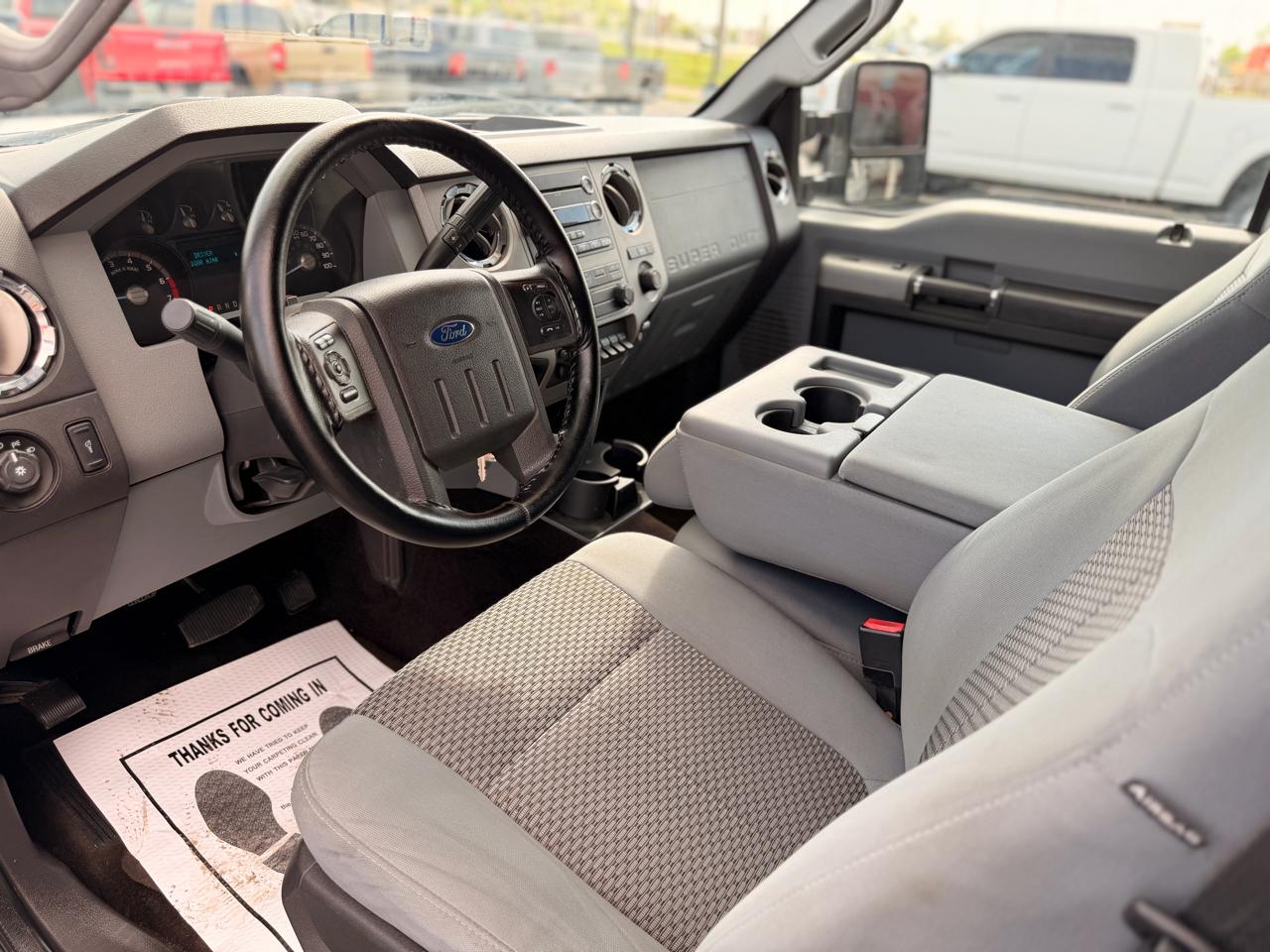 Ford F-250 SD XLT Crew Cab 2WD 2014