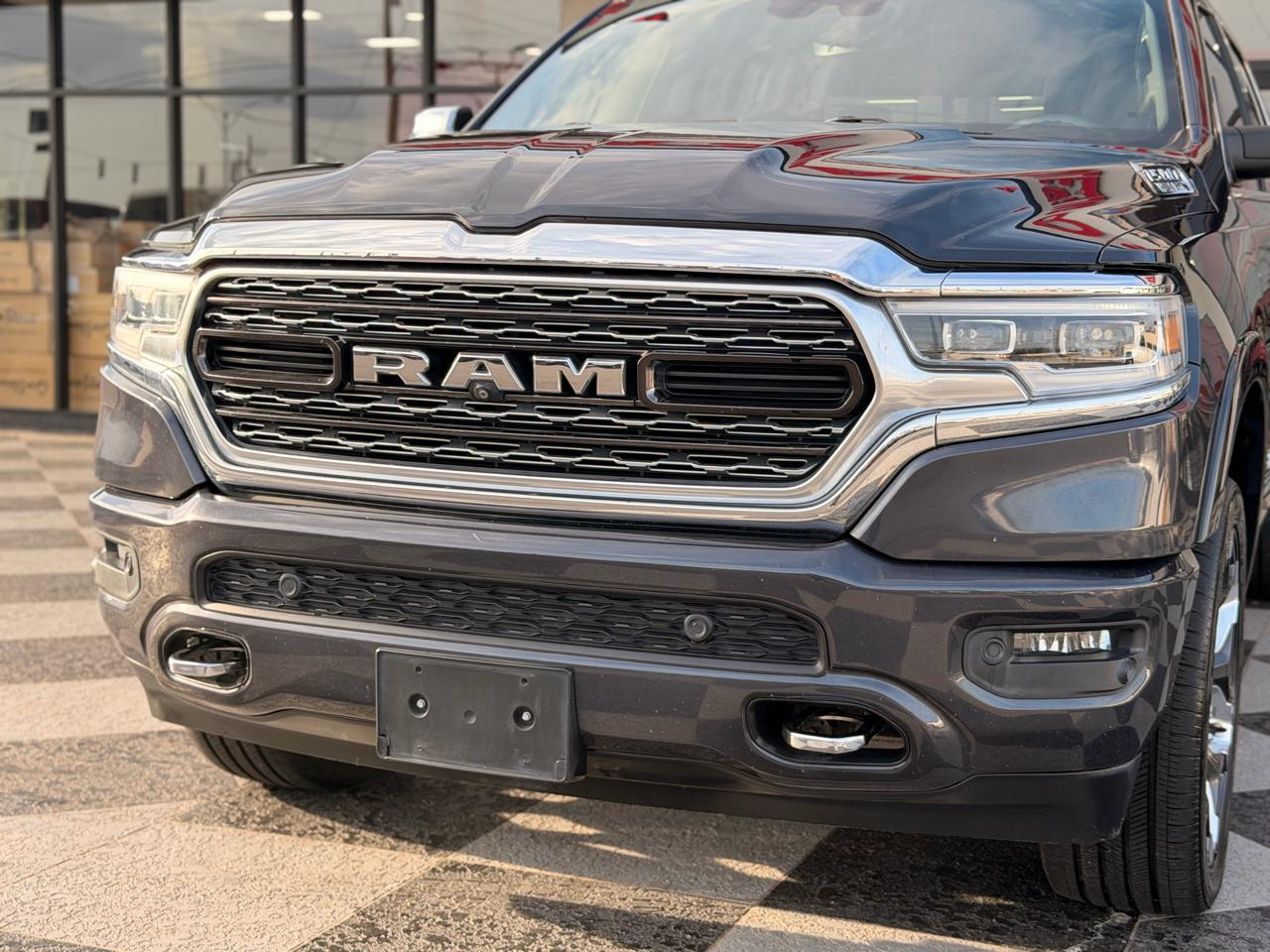 RAM 1500 Limited Crew Cab SWB 4WD 2019