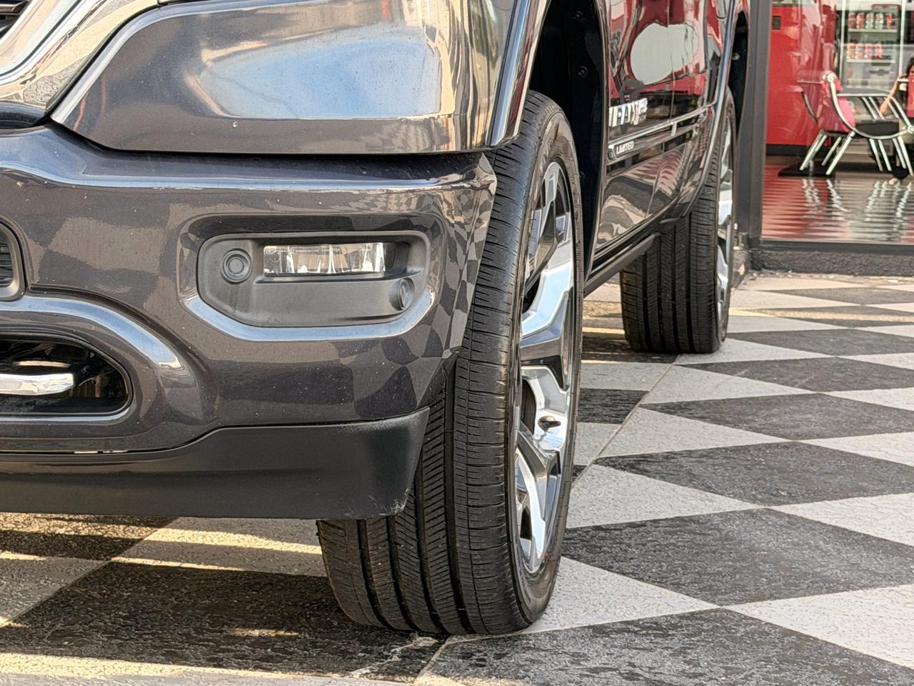 RAM 1500 Limited Crew Cab SWB 4WD 2019