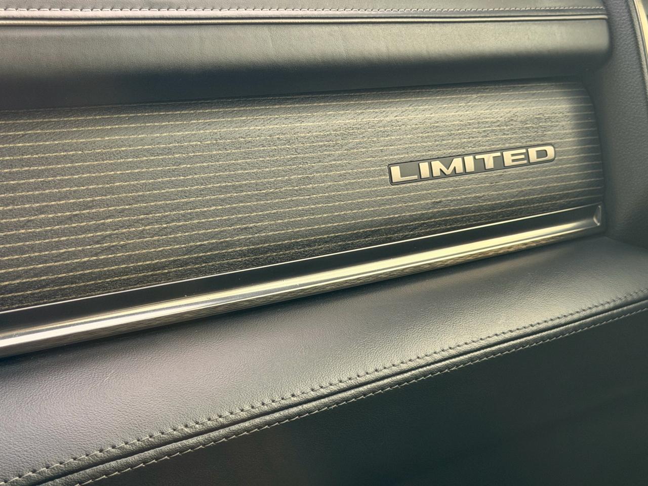 RAM 1500 Limited Crew Cab SWB 4WD 2019