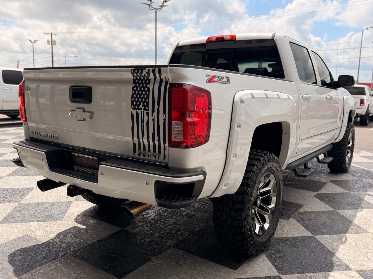 Chevrolet Silverado 1500 LTZ Z71 Crew Cab 4WD 2017