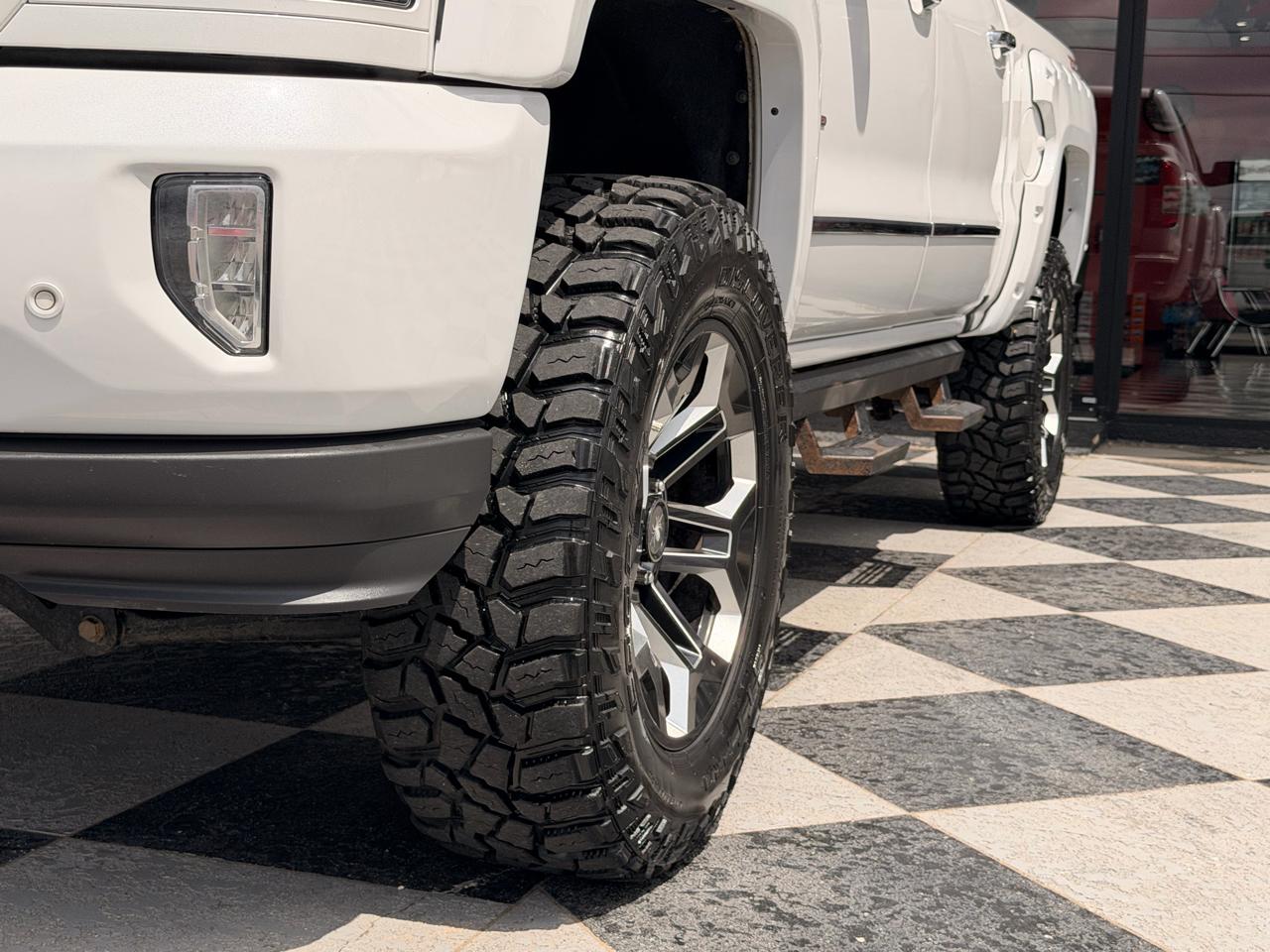 Chevrolet Silverado 1500 LTZ Z71 Crew Cab 4WD 2017