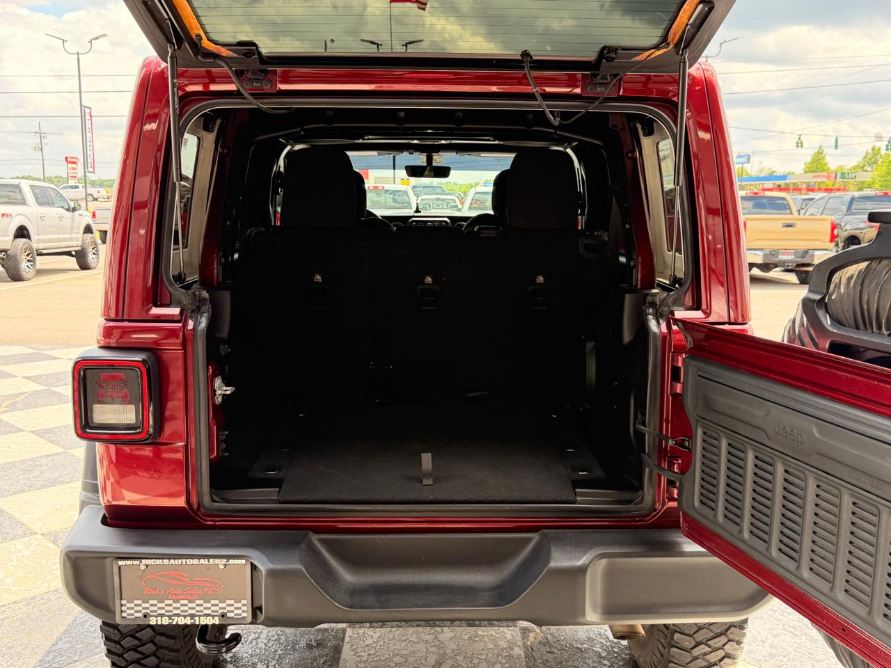 Jeep Wrangler Unlimited Sport 2021