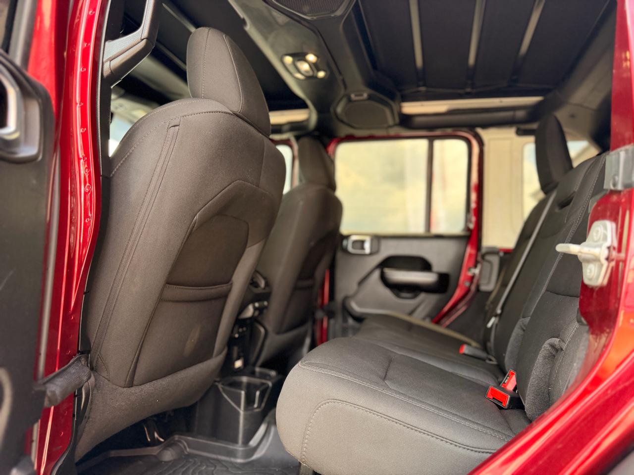 Jeep Wrangler Unlimited Sport 2021