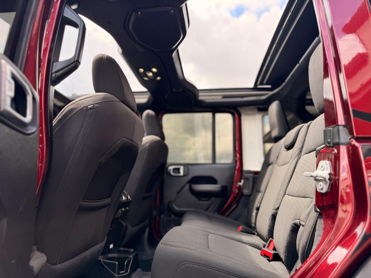 Jeep Wrangler Unlimited Sport 2021