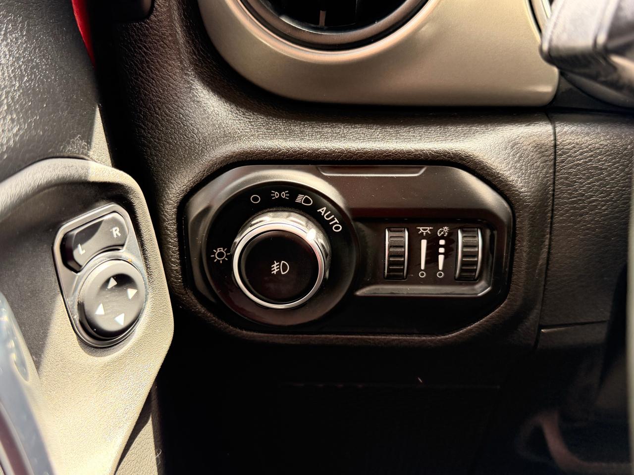 Jeep Wrangler Unlimited Sport 2021